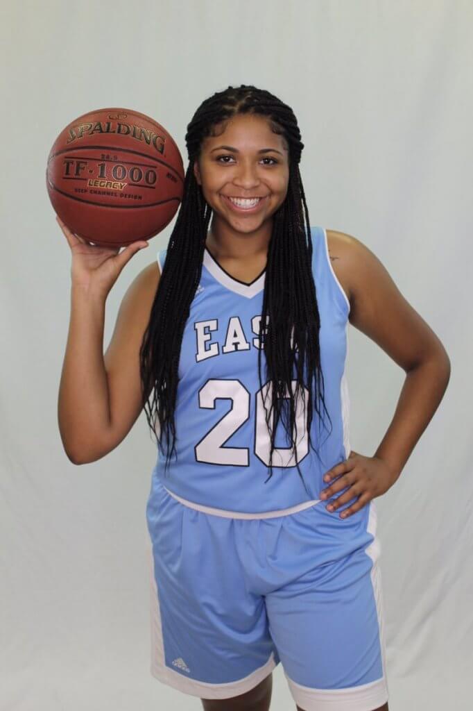 Zyra Castro signs with Barclay WBB – Barclay Bears